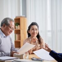 Consulting with estate agent Consulting with estate agent